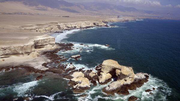 Litoral perto de Antofagasta, atualmente no Chile, em janeiro de 2014 - Sputnik Brasil