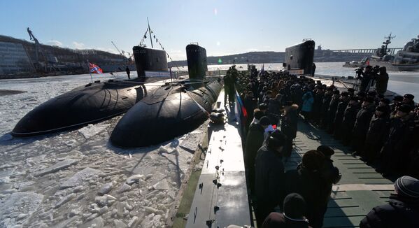 Submarino Komsomolsk-na-Amure durante a cerimônia de sua entrada no serviço da Frota do Pacifico, 2017 - Sputnik Brasil