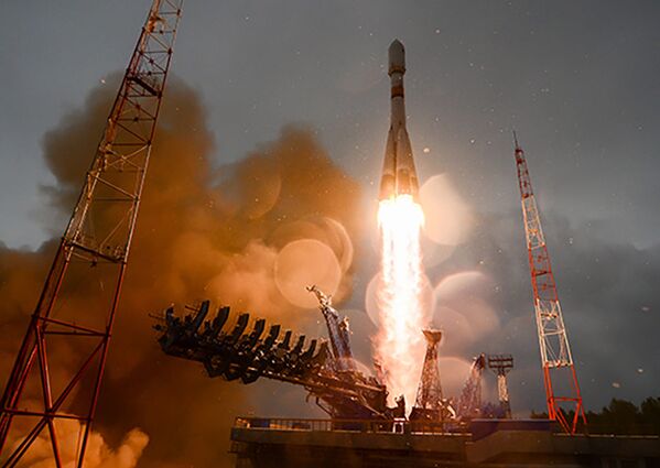 Lançamento da espaçonave Soyuz-2.1B com o aparelho de navegação Glonass-M a bordo a partir do aeródromo de Plesetsk - Sputnik Brasil