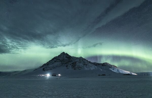 Polar do fotógrafo chinês Xiuquan Zhang tirada na Islândia - Sputnik Brasil