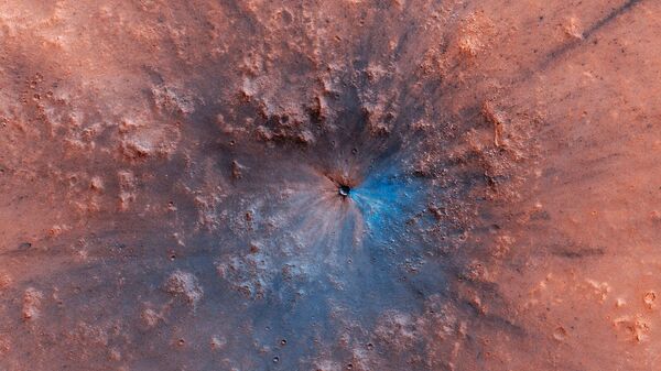 A cratera que apareceu recentemente na superfície de Marte - Sputnik Brasil