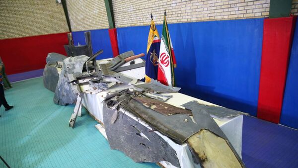 Destroços do suposto drone militar norte-americano derrubado por militares do Irã - Sputnik Brasil