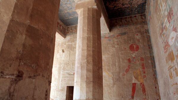 O templo mortuário de Hatexepsute, perto de Luxor - Sputnik Brasil