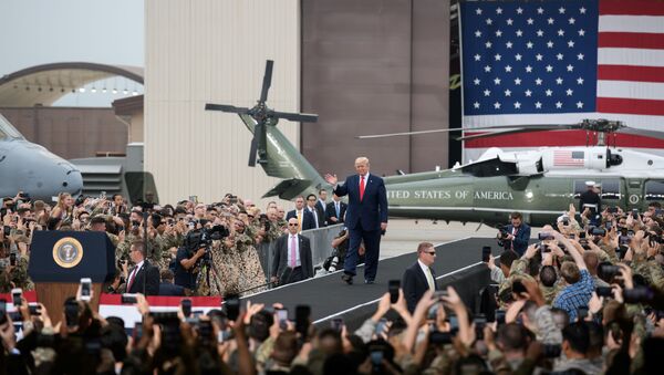 Presidente dos EUA, Donald Trump, visita a base aérea de Osan, perto de Seul, 30 de junho de 2019 - Sputnik Brasil