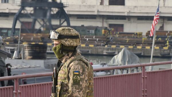 O destróier norte-americano entrou no porto ucraniano de Odessa - Sputnik Brasil