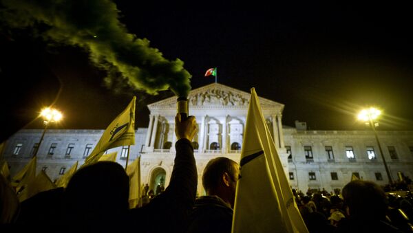 Protestos contra medidas de austeridade em Lisboa - Sputnik Brasil