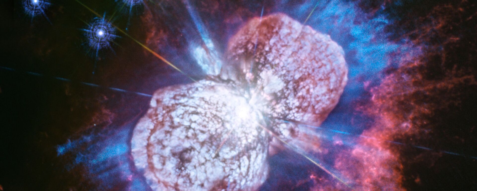 Eta Carinae, uma das maiores estrelas da Via Láctea e potencial assassino da vida na Terra - Sputnik Brasil, 1920, 26.01.2022