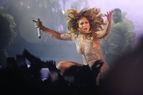 A cantora norte-americana Jennifer Lopez no concerto em Moscou
 - Sputnik Brasil