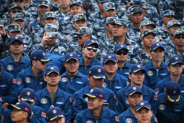 Militares chineses participam do Aviadarts 2019
 - Sputnik Brasil