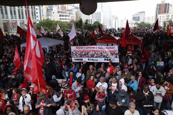 Manifestação contra o governo do presidente Jair Bolsonaro em São Paulo, 13 de agosto de 2019 - Sputnik Brasil