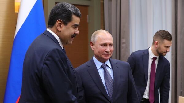 Presidentes da Venezuela, Nicolás Maduro (à esquerda), e da Rússia, Vladimir Putin (ao lado). - Sputnik Brasil