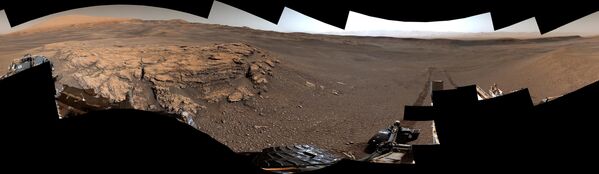 Amostras de barro descobertas pelo rover Curiosity nas encostas do Monte Sharp, em Marte - Sputnik Brasil