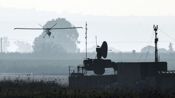 Drone do Exército israelense aterrissando em aeródromo nas Colinas de Golã, anexadas a Israel (imagem de arquivo) - Sputnik Brasil
