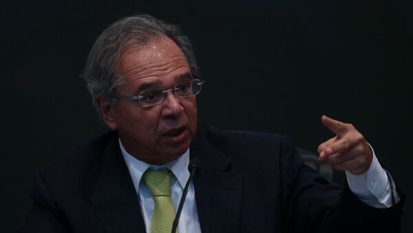 O ministro da Economia, Paulo Guedes, fala durante seminário sobre a MP da Liberdade Econômica, no STJ, em Brasília, em 12 de agosto de 2019. - Sputnik Brasil