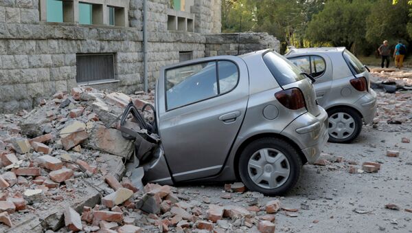 Terremoto deixou um rastro de destruição na Albânia - Sputnik Brasil