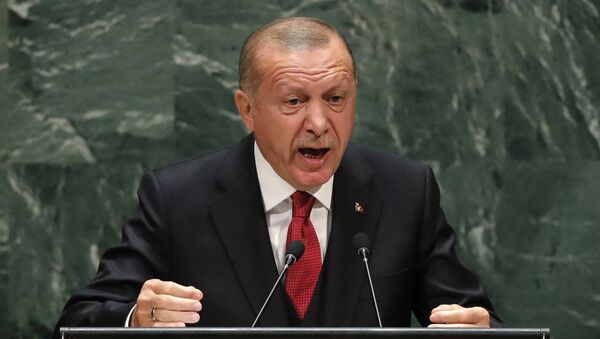 Presidente turco Recep Tayyip Erdogan fala perante a Assembleia Geral da ONU - Sputnik Brasil