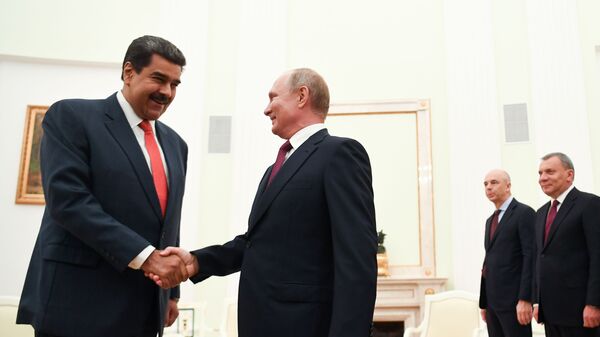 Nicolás Maduro é recebido por Vladimir Putin em Moscou - Sputnik Brasil