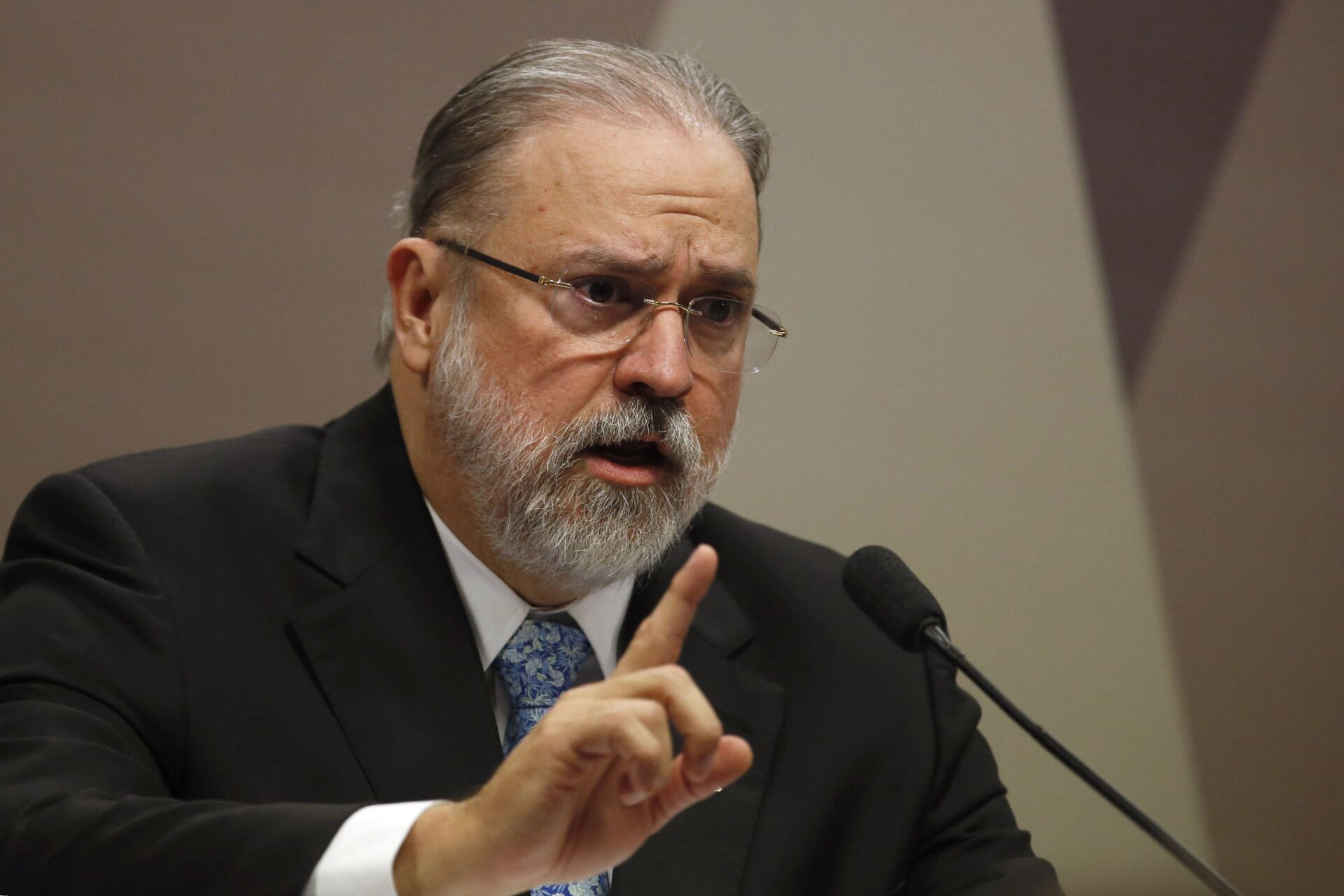 Aras informa ao STF que há 9 apurações preliminares contra Bolsonaro na PGR  - Sputnik Brasil, 1920, 05.02.2021