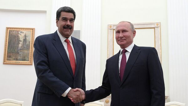 Presidente da Venezuela Nicolás Maduro (à esquerda) com seu homólogo russo Vladimir Putin (foto de arquivo) - Sputnik Brasil