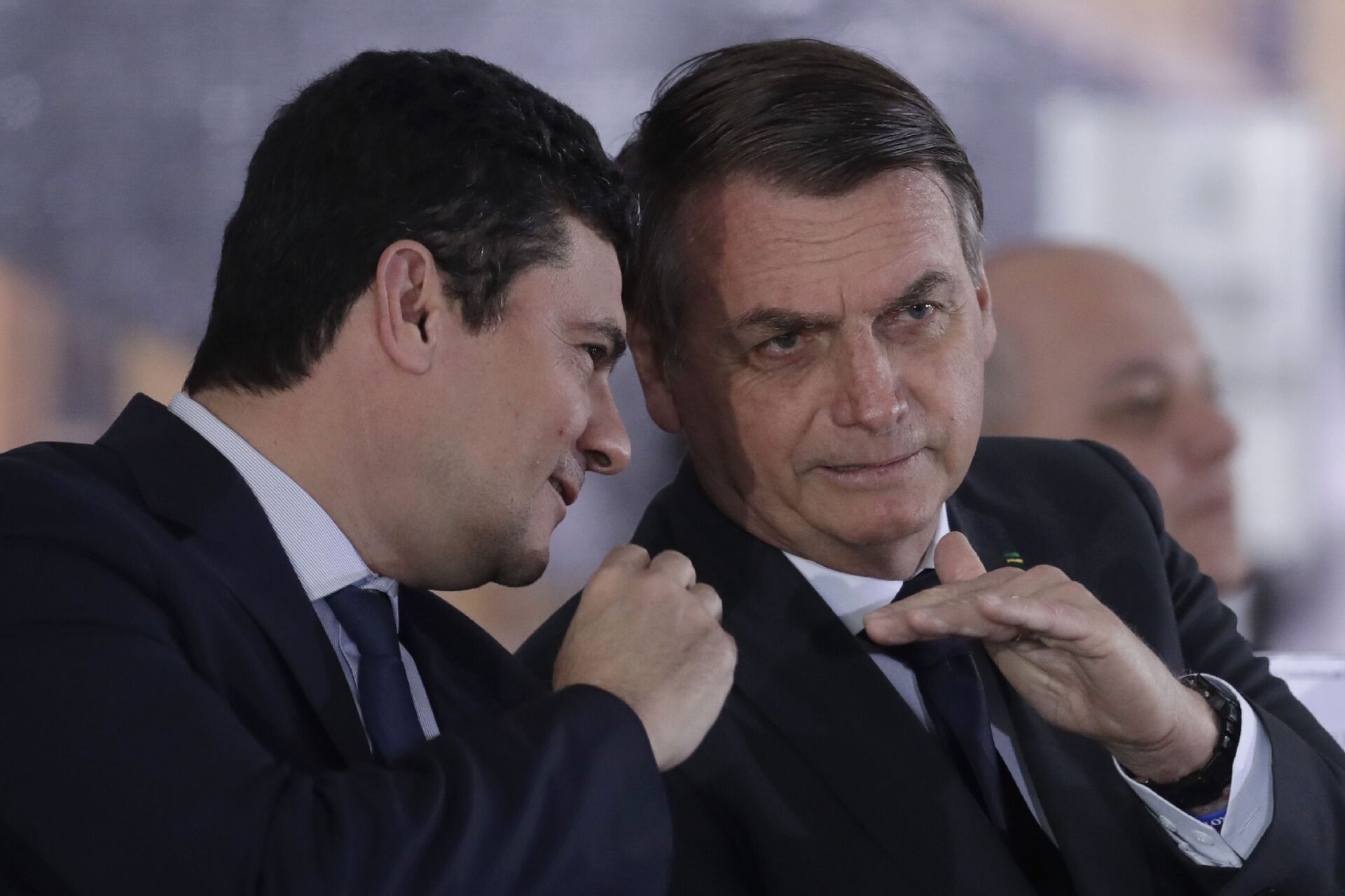 O então ministro da Justiça, Sergio Moro, e o presidente Jair Bolsonaro durante evento em Brasília em 9 de agosto de 2019, quando ainda tinham bom relacionamento e forte aliança - Sputnik Brasil, 1920, 26.11.2021