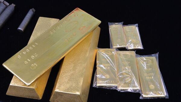 Barras de ouro comercializadas no mercado internacional - Sputnik Brasil