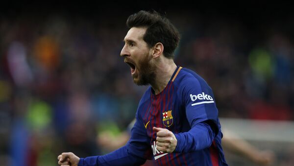 Lionel Messi joga pelo Barcelona em jogo do Campeonato Espanhol. - Sputnik Brasil