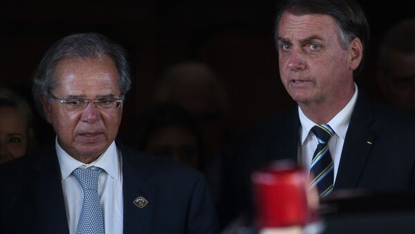 O presidente Jair Bolsonaro e o ministro da Economia, Paulo Guedes, após reunião na sede do ministério, em Brasília no dia 6 de maio de 2019. - Sputnik Brasil