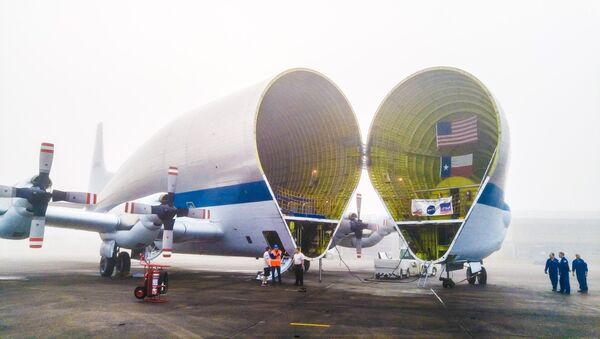 Avião da NASA Super Guppy - Sputnik Brasil