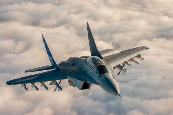 Caça russo avançado multifuncional MiG-35 de geração 4+++  - Sputnik Brasil