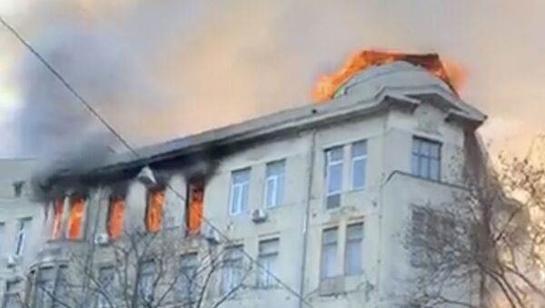 Incêndio atinge prédio de faculdade em Odessa, na Ucrânia - Sputnik Brasil
