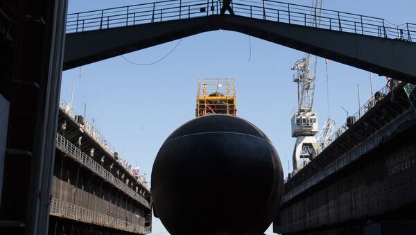 Lançamento do submarino diesel-elétrico do Varshavyanka  - Sputnik Brasil