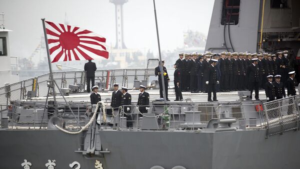 Embarcação da Marinha japonesa em visita à China - Sputnik Brasil