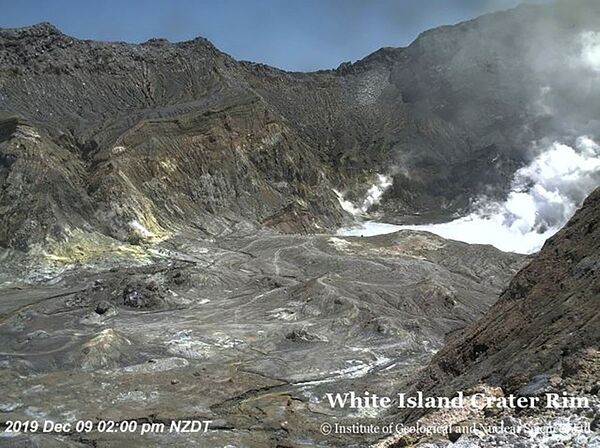 Erupção de vulcão na neozelandesa Ilha Branca - Sputnik Brasil