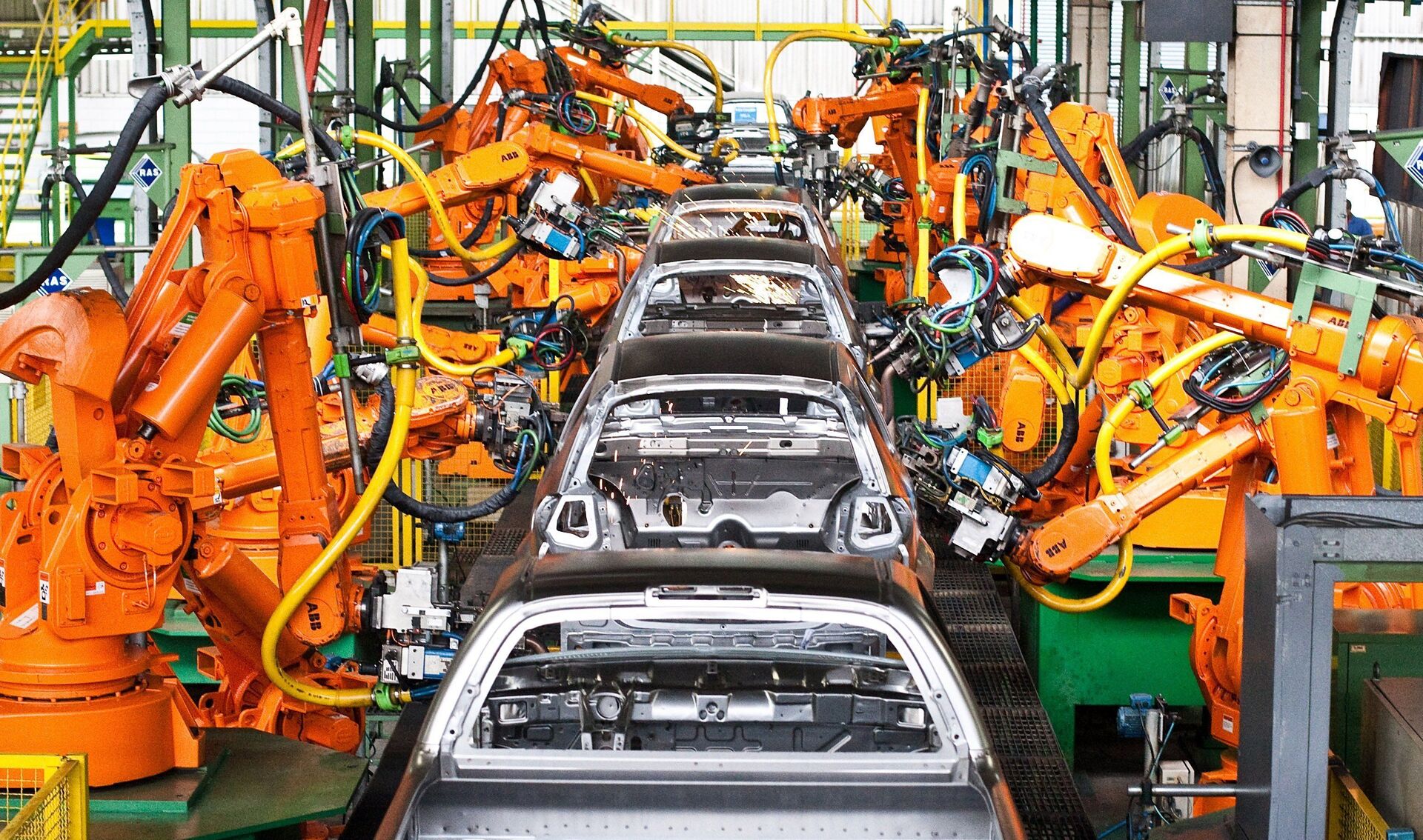Brasil tem metade das fábricas automotivas paradas: 'Dos piores cenários em décadas', diz analista - Sputnik Brasil, 1920, 05.04.2021