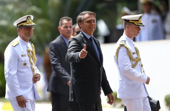 Presidente Jair Bolsonaro em celebração no Dia do Marinheiro em Brasília - Sputnik Brasil