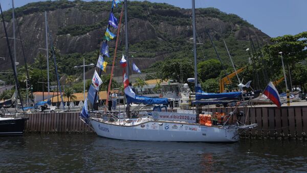 O veleiro russo Sibir (Sibéria) ancorado no Iate Clube, no Rio de Janeiro - Sputnik Brasil