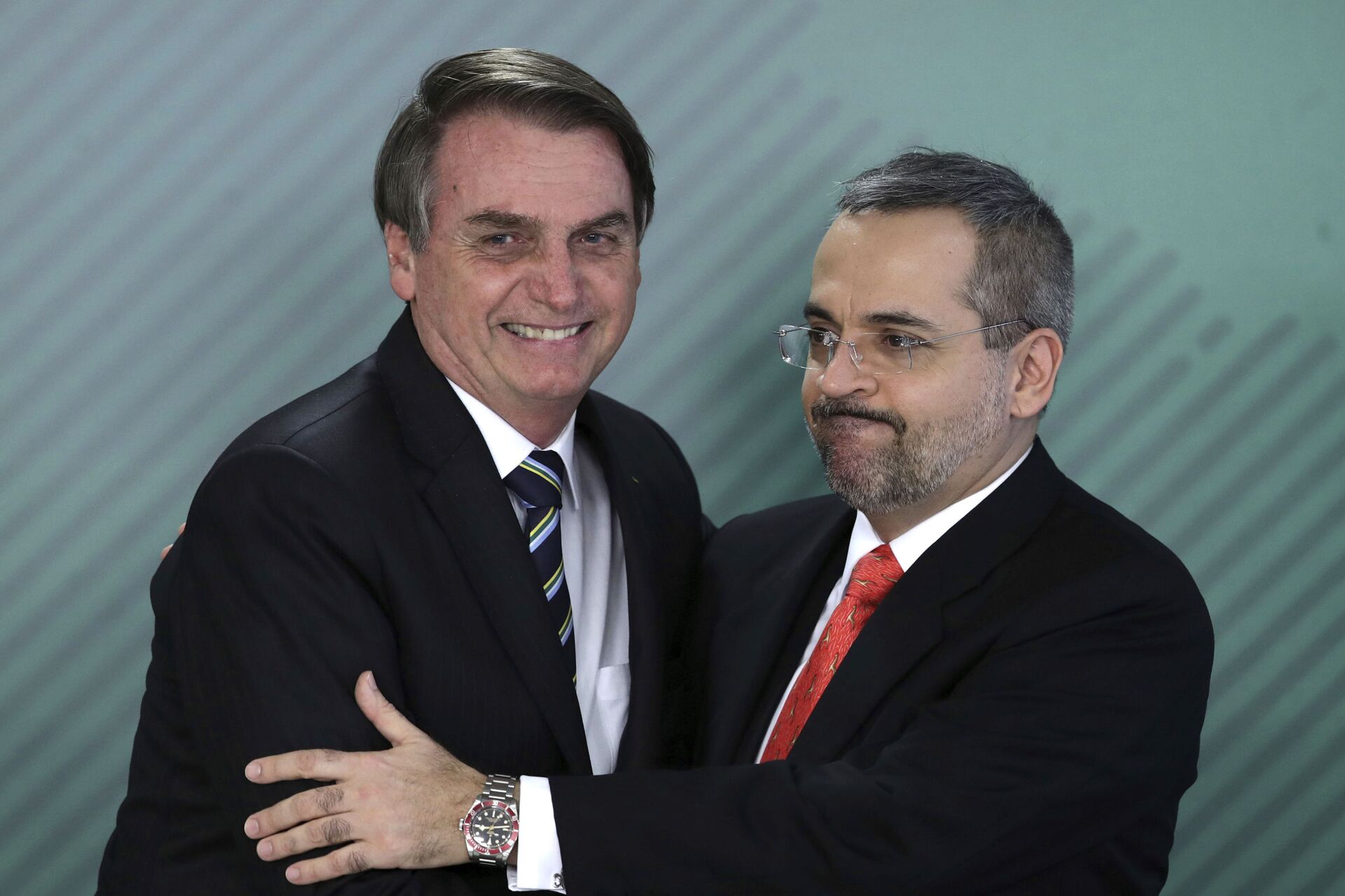 O presidente Jair Bolsonaro e o ministro da Educação Abraham Weintraub - Sputnik Brasil, 1920, 18.01.2022