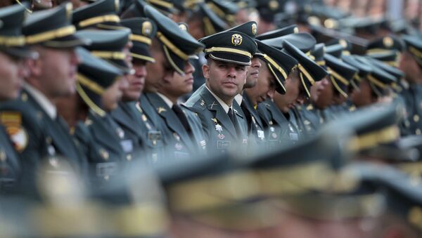 Militares colombianos durante cerimônia de posse do ministro da Defesa, Calros Holmes Trujillo, em 16 de novembro de 2019 - Sputnik Brasil