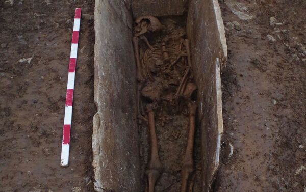 Túmulos de escravos do domínio romano são encontrados no Rino Unido - Sputnik Brasil