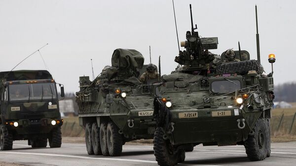 Veículos de transporte de tropas blindados Stryker dos EUA em ação na Lituânia (foto de arquivo) - Sputnik Brasil