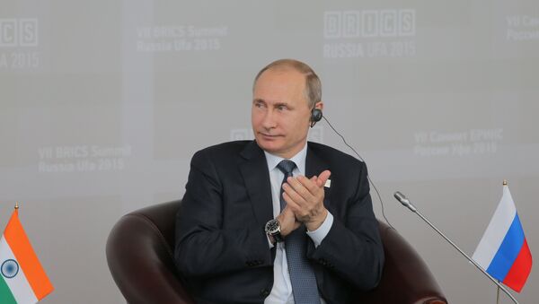 Vladimir Putin durante a reunião com os membros do Conselho Empresarial do BRICS - Sputnik Brasil