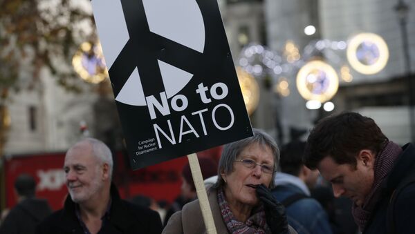 Manifestantes protestam contra a visita de Trump e contra a reunião da OTAN, em Londres, em dezembro de 2019 - Sputnik Brasil