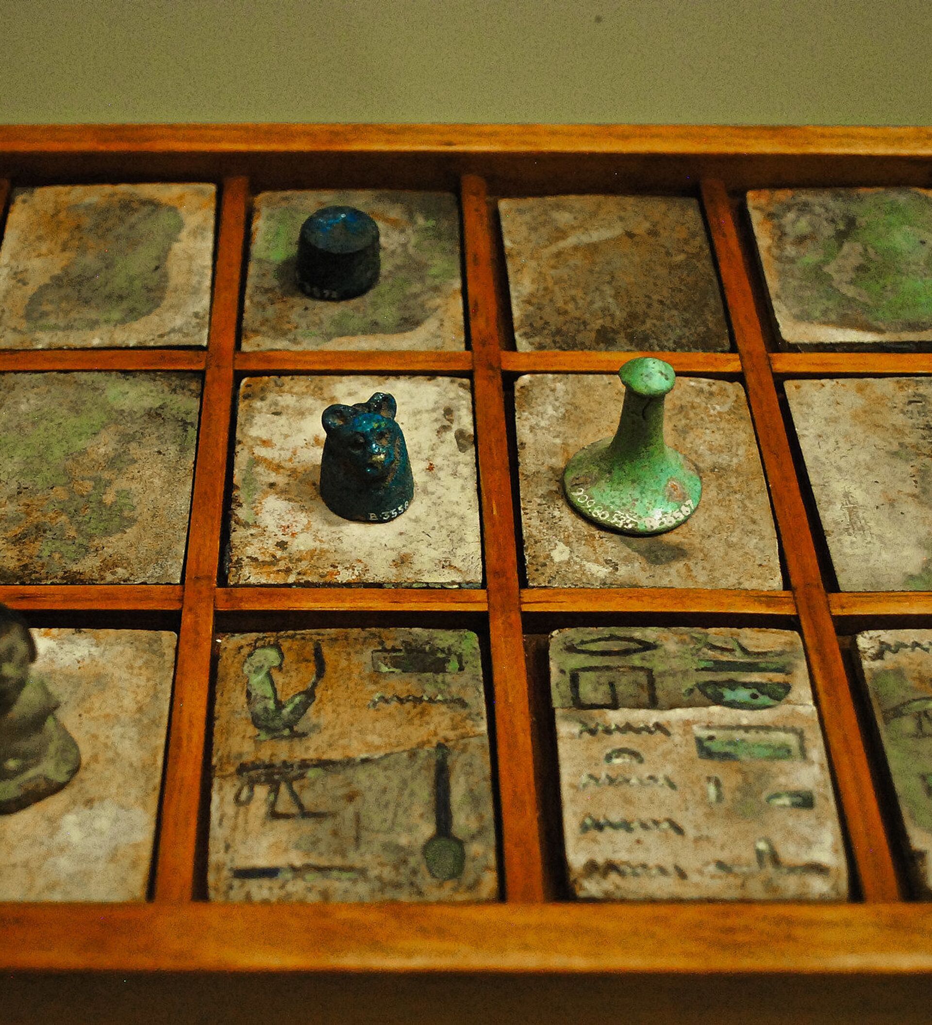 Senet jogo Egipcio da morte e o mais antigo do mundo