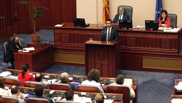 Zoran Zaev, primeiro-ministro da Macedônia, discursando no parlamento do país, em Skopje (arquivo) - Sputnik Brasil