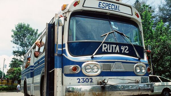 Ônibus em El Salvador (imagem referencial) - Sputnik Brasil