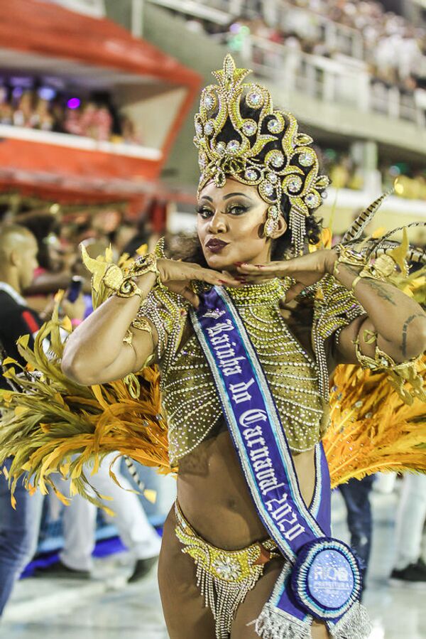 A Rainha do Carnaval 2020 do Rio de Janeiro durante 2ª noite de desfiles da Série A. - Sputnik Brasil