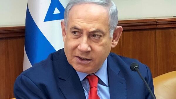 Primeiro-ministro israelense Benjamin Netanyahu durante reunião semanal do gabinete em Jerusalém, 26 de janeiro de 2020 - Sputnik Brasil