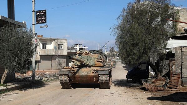 Tanques turcos na cidade síria de Sarmin, a 12 km de Idlib (foto de arquivo) - Sputnik Brasil