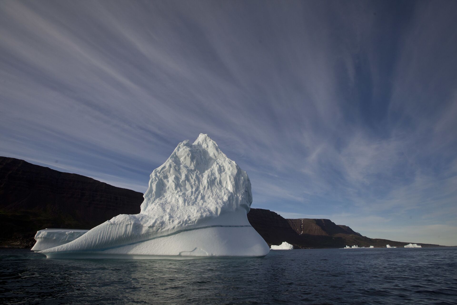 Imagem de um iceberg na região do Ártico - Sputnik Brasil, 1920, 07.06.2023