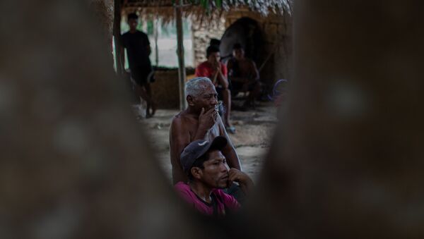Índios da etnia Guajajara em uma estrada entre duas aldeias no Maranhão - Sputnik Brasil